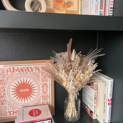 Boho inspired dried flowers 